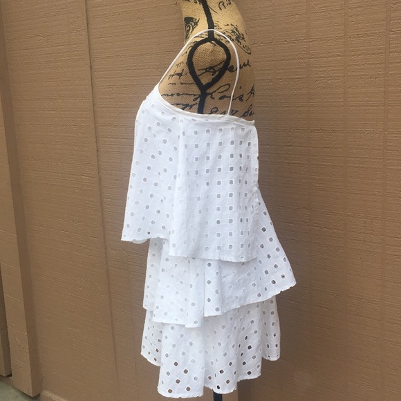 Sz XS Natalie Anne Three Tiered Eyelet Dress - Picture 5 of 6